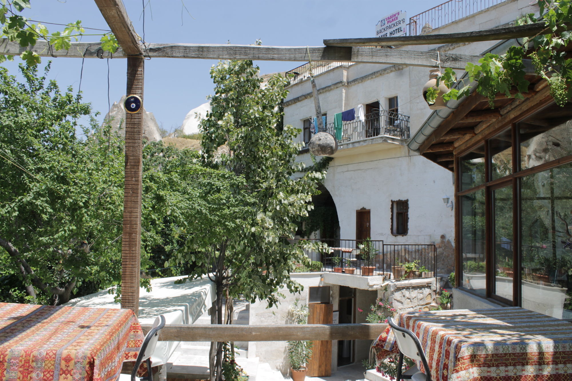 Yasin'S Place Backpackers Cave Hostel Göreme Exterior foto
