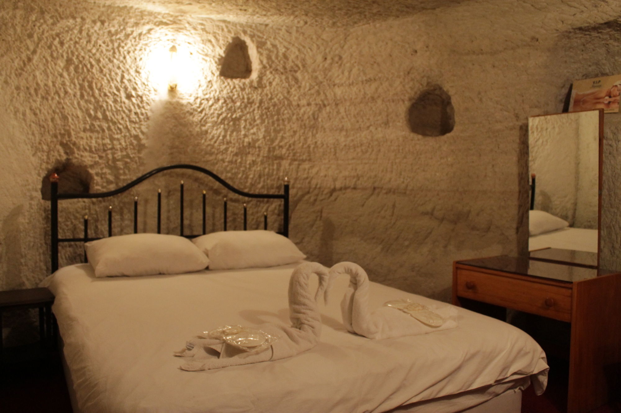 Yasin'S Place Backpackers Cave Hostel Göreme Exterior foto