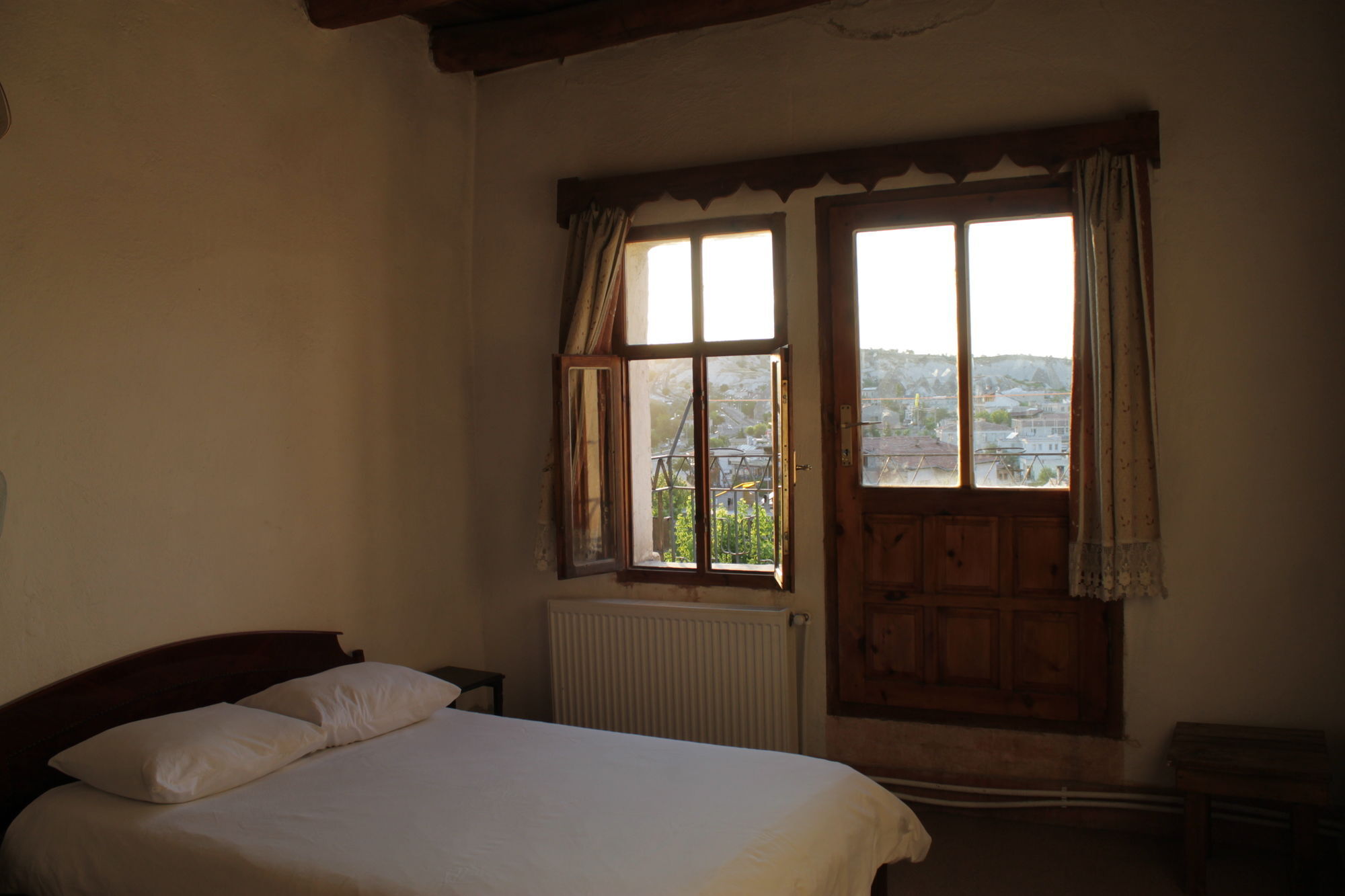 Yasin'S Place Backpackers Cave Hostel Göreme Exterior foto